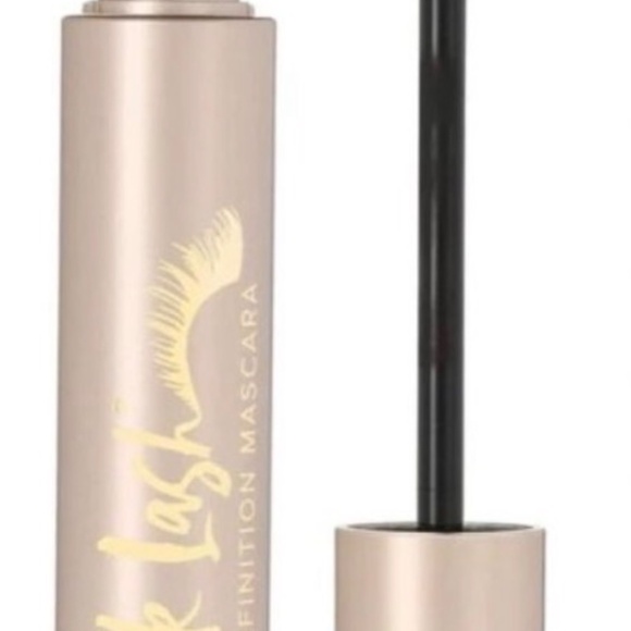 Belle Beauty Backlash XL Tubing Mascara - Color: Black - Picture 7 of 9
